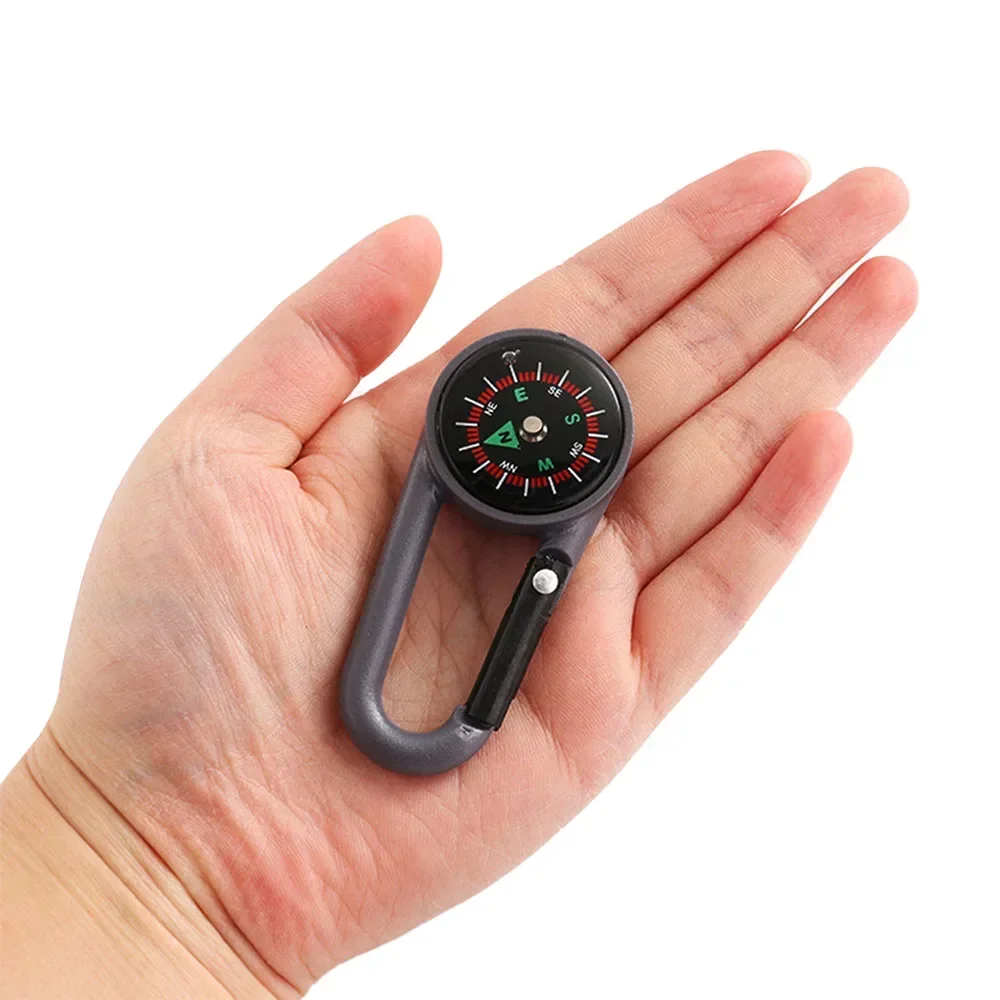 เข็มทิศแบบพกพาพร้อมคาราไบเนอร์ - Compass Keychain Mini บทวิจารณ์และราคา